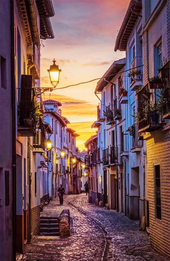 Amplio Y Centrico, Recien Reformado, Calefaccion Central, Jardines, Supermercados, Cafeterias Y Todos Los Servicios En El Corazon De La Ciudad Granada Exterior foto